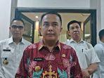 Pj-Gubernur-Sumsel-Agus-Fatoni-usai-Pengarahan-kepada-Jajaran-Bapenda-Provinsi-Sumsel.jpg