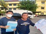Polma-Sihombing-52-saat-usai-melapor-ke-Polda-Sumsel-Senin-442022.jpg