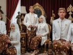 Prompt-1-Pengantin-adat-Jawa.jpg