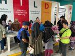 SIS-Palembang-menggelar-program-We-Care-We-Share-y.jpg