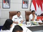 Sekretaris-Daerah-Provinsi-Sumatera-Selatan-Sumsel-Edward-Candra-memimpin-rapat.jpg