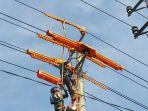 Sinergi-dan-Kolaborasi-Tim-PDKB-PLN-UP3-Lahat-Lakukan-Pemeliharaan-Jaringan-20-KV-Tanpa-Padam.jpg
