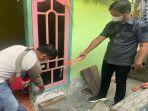Tim-Identifikasi-Polrestabes-Palembang-melakukan-olah-TKP-di-rumah-Rizki-Amka.jpg