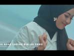 Translate-Lirik-Lagu-Kok-Indak-Labiah-Bialah-Samo.jpg