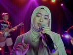 Translate-Lirik-Lagu-Patgulipat.jpg