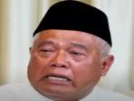 YAI-Mim-Nangis-Istrinya-Dituduh-Berzinah-dengan-Para-Kyai.jpg
