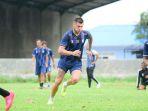 Yevhen-Bokhashvili-Latihan-Bareng-Tim-SFC.jpg