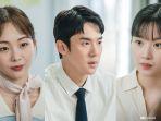 Yoo-Yeon-Seok-dan-Geum-Sae-Rok-link-nonton-drama-Korea-The-Interest-of-Love.jpg