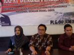 abdul-aziz-rapat-dengar-pendapat_20160610_232035.jpg