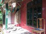 akibat-tanah-bergerak-di-dusun-cilimus.jpg