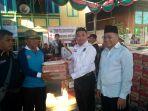 bantuan-ke-korban-kebakaran-kertapati.jpg