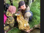bocah-3-tahun-ditemukan-selamat-dalam-hutan-yang-masih-banyak-hewan-buasnya.jpg