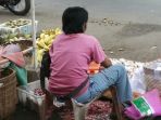 buang-kulit-bawang_20170221_185725.jpg
