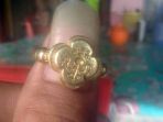 cincin-emas-bermotif-bunga-ditemukan-warga-di-situs-talang-petai-simpang-tiga_20170906_112940.jpg