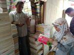 depot-buku-saudara-di-depan-kawasan-masjid-agung-palembang.jpg