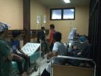 dirawat-keracunan2_20161003_212707.jpg