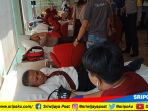 donor-darah-rutin-yang-digelar-grand-zuri-hotel-lahat_20180320_105725.jpg