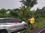 expander-ditabrak-kereta.jpg