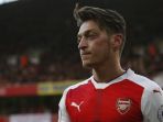 gelandang-arsenal-mesut-oezil_20170215_105321.jpg