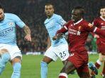 gelandang-liverpool-fc-sadio-mane-kanan-berduel-dengan-bek-manchester-city.jpg