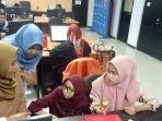 gosip-di-kantor.jpg