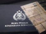 ilustrasi-stnk-dan-bpkb_20150412_093505.jpg