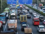 jalan-tol-jakarta-cikampek_20170630_080826.jpg