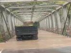 jembatan-endikat-banjir.jpg