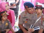kapolda-sumsel-dan-anak-anggota-brimob.jpg