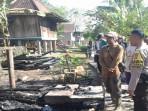 Diduga Korsleting Listrik, Rumah Panggung di Lubuk Keliat Ogan Iili Ludes Dilalap Api