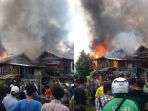 kebakaran-di-lorong-sepakat-pasar-kuto-palembang-kamis-30820181_20180830_112052.jpg