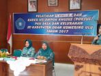 ketua-tp-pkk-oku-hj-badiar-dewi-kuryana-23_20170209_115756.jpg
