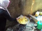 kompor-berbahan-bakar-minyak-jelantah_20160328_232909.jpg