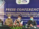 konferensi-pers-usai-rapat-koordinasi-pengawasan.jpg