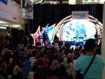 konser-isyana-sarasvati-di-palembang-indah-mall_20171125_200117.jpg
