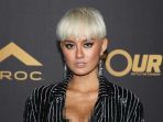 lama-tak-terdengar-benarkah-agnez-mo-chris-brown-resmi-pacaran-ini-buktinya_20180526_081801.jpg