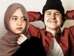 lukas-graham-penyanyi-asal-denmark-yang-berkolaborasi-dengan-hanin-dhiya.jpg