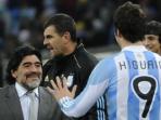 maradona-dan-higuain_20160724_093334.jpg