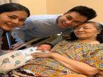 masih-bayi-sudah-ditinggal-neneknya-momen-kiano-tiger-wong-bertemu-ibu-baim-wong-dipenuhi-air-mata.jpg