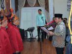 mengukuhkan-kepengurusan-baru-Dewan-Kesenian-Palembang.jpg