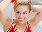 miley-pink_20150503_055849.jpg