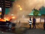mobil-terbakar-di-jalan_20170316_204113.jpg