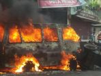 mobil-terbakar_20170321_202622.jpg