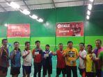 para-pemain-batminton-all-star-usai-pembagian-hadiah-di-gor-cemerlang-lapangan-golf-palembang.jpg