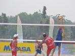 pasangan-atlet-voli-pantai-indonesia-1-ade-chandra_20151014_171239.jpg