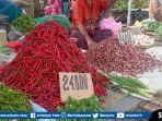 pedagang-cabai-merah-dan-cabai-rawit-di-Pasar-Sungki-Palembang.jpg
