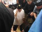 pemakaman-ayah-tito-karnavian-10_20161028_131701.jpg