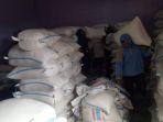 penjual-beras-di-kayuagung.jpg