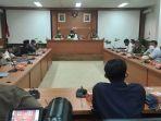 pj-bupati-muara-enim-menerima-15-perwakilan-balon-kades.jpg