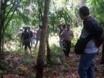 polisi-sisir-korban-mutilasi-oku-timur_20160421_131742.jpg